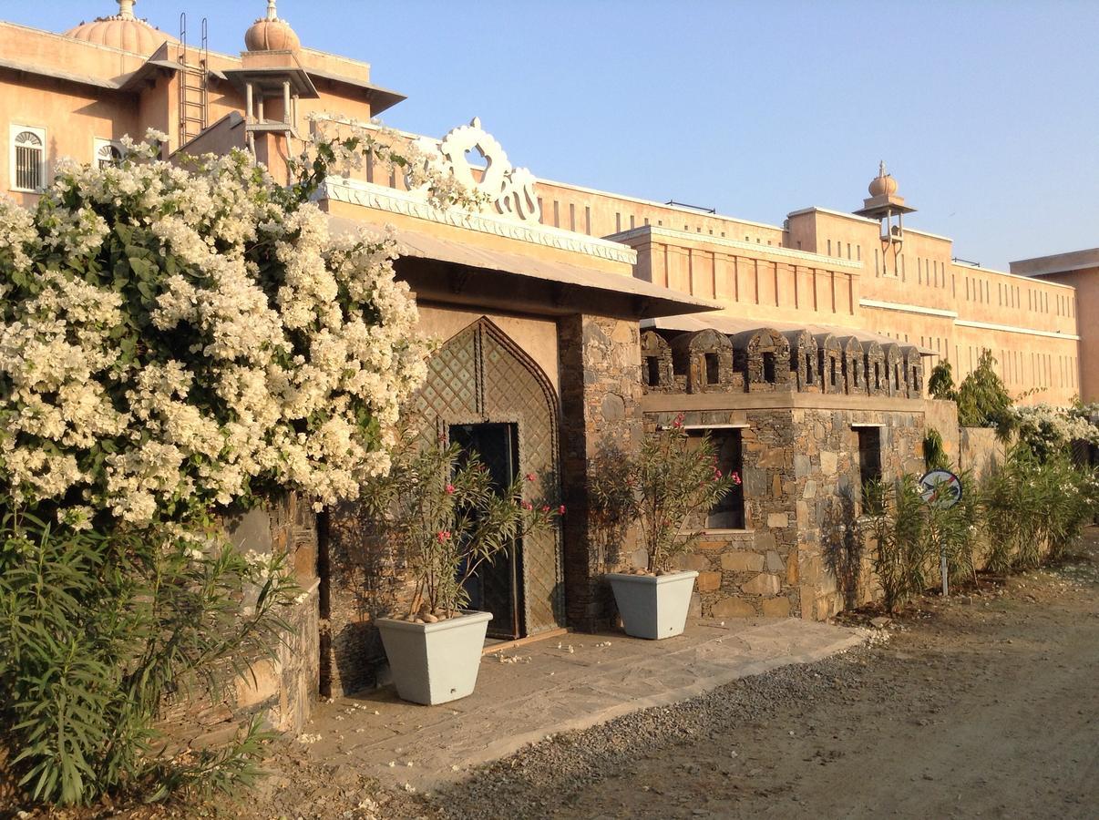 Bujera Fort أُودايبور المظهر الخارجي الصورة